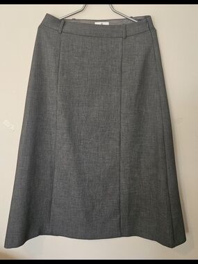 Babaton Tailored A-Line Skirt in Charcoal Gray
